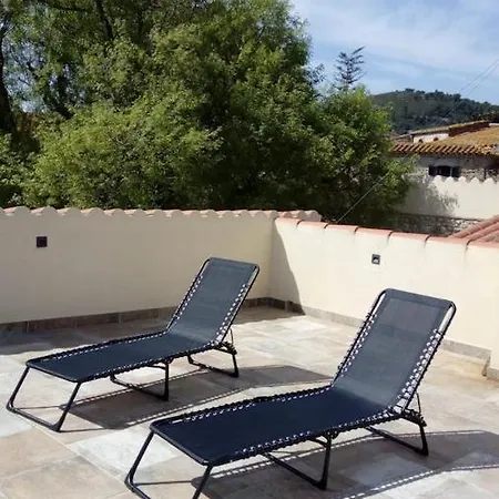 La Casa Dels Lledoners *
